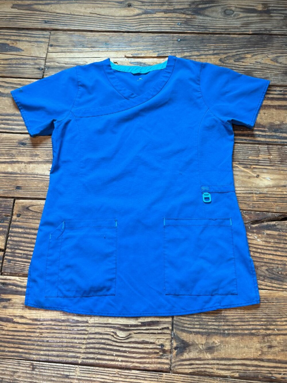 Carhartt Force Scrub Top Women's Size Medium Blue Pockets Work Wear